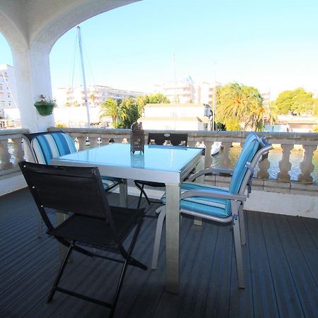 Fonda 24 Apartment Roses Ngoại thất bức ảnh