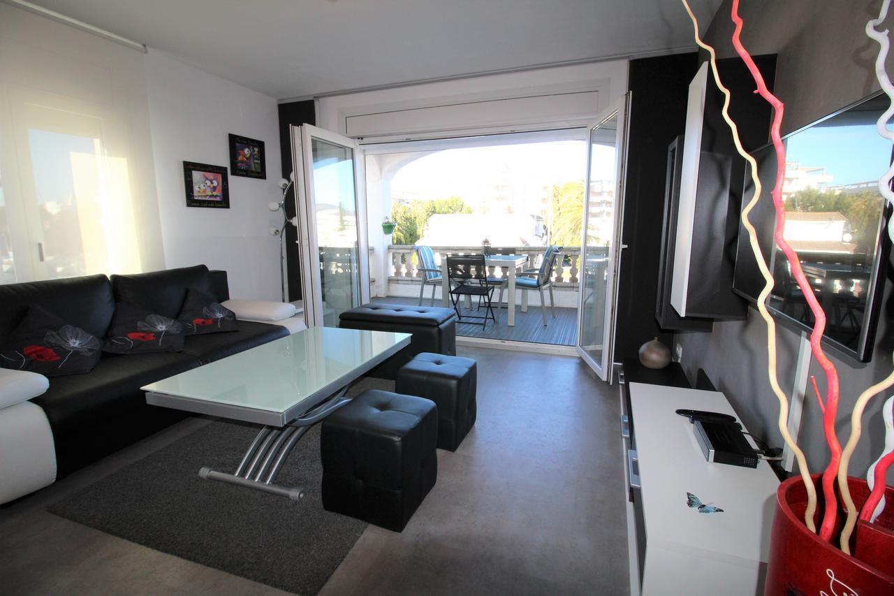 Fonda 24 Apartment Roses Ngoại thất bức ảnh